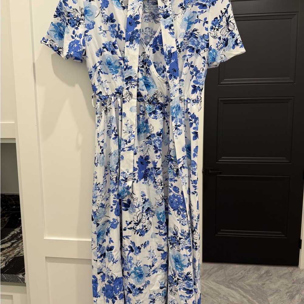 PatPat Blue and White Floral Midi Dress